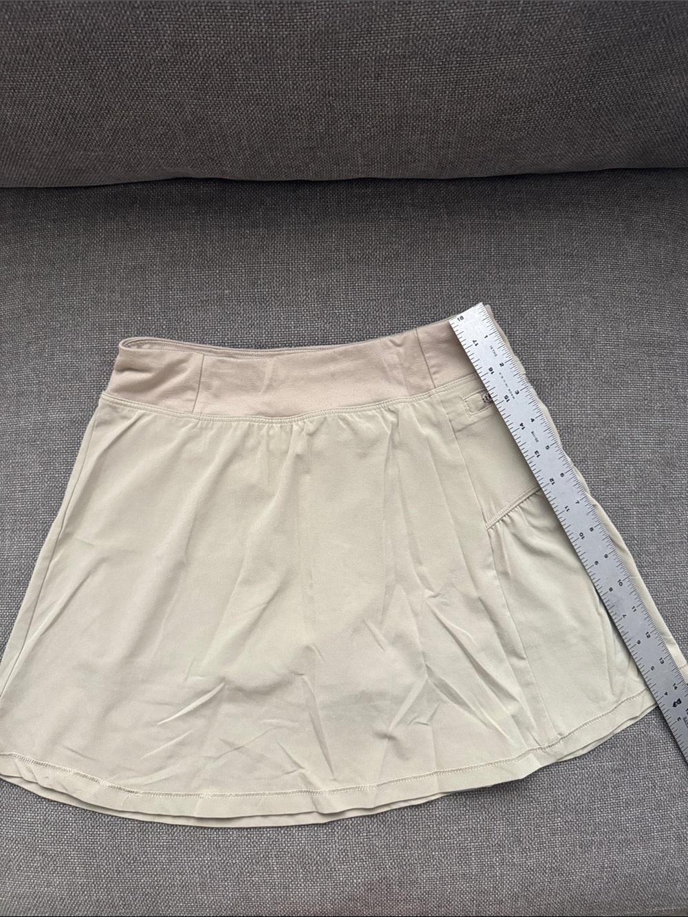 All in Motion Girls Light Beige Athletic Skirt size L (10/12)